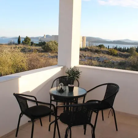 Branko Gasthuis Vodice