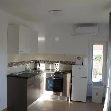 Guest house Branko 3*